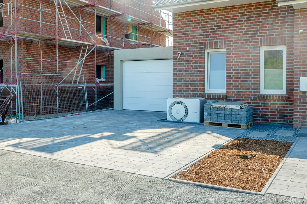 Gepflasterte Zufahrt zur Garage, Senden