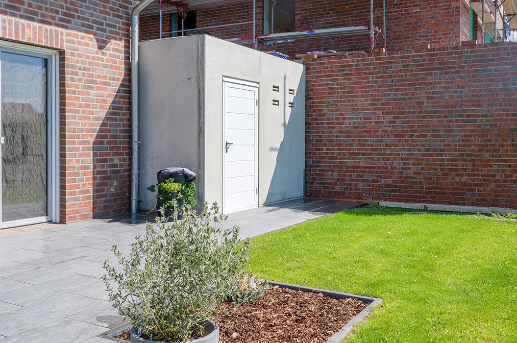Rückwärtiger Garten mit Sichtschutzmauer, Senden