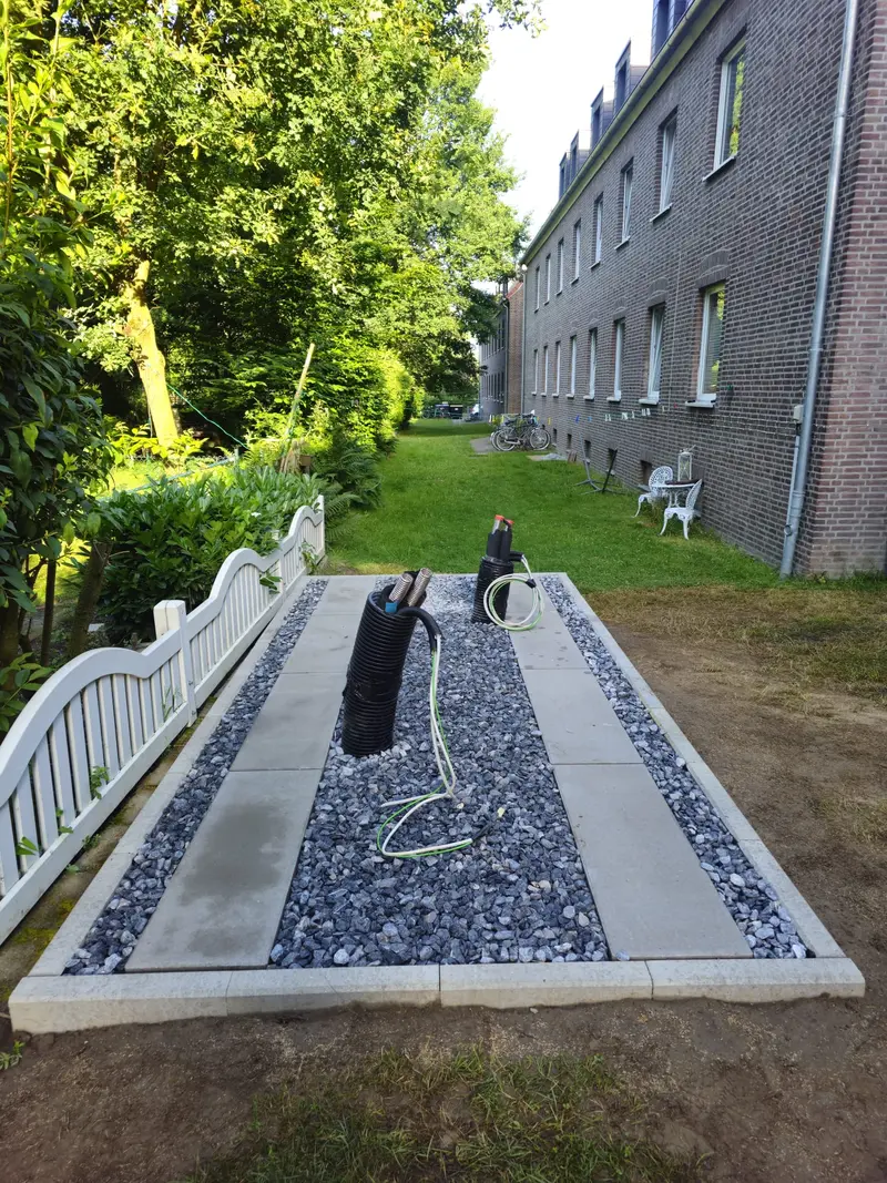 Serielle Fundamente entlang der Fassade, Münster